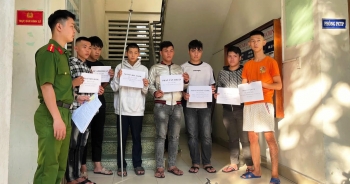 Vô cớ chém người giữa đêm khuya, nhóm thanh thiếu niên sa lưới