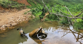 Phát hiện người đàn ông mất tích nhiều ngày, thi thể trong khe núi ở Hà Tĩnh