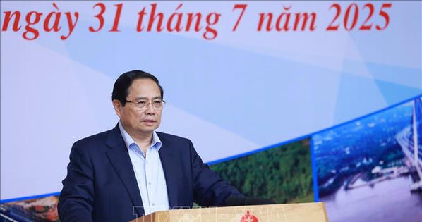 Thủ tướng Phạm Minh Chính: Hoàn thành xây dựng 3.000 km đường bộ cao tốc trong năm 2025