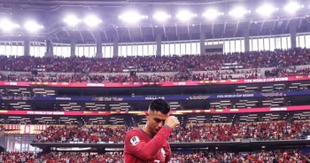 Chia tay Ronaldo
