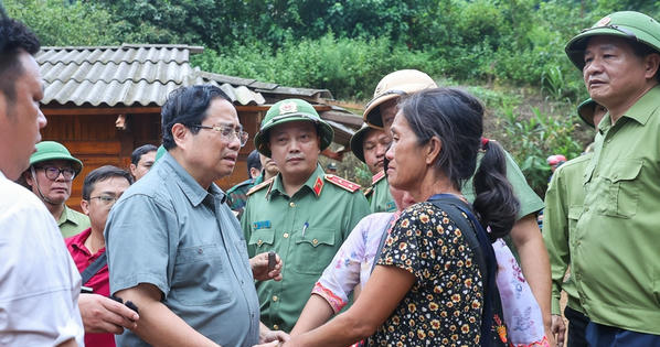 Thủ tướng tới Điện Biên, thăm hỏi người dân, chỉ đạo khắc phục hậu quả thiên tai