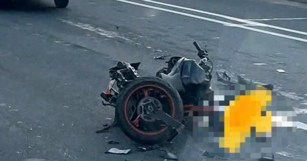 Tai nạn giao thông nghiêm trọng trên cầu Nhật Tân, một người tử vong