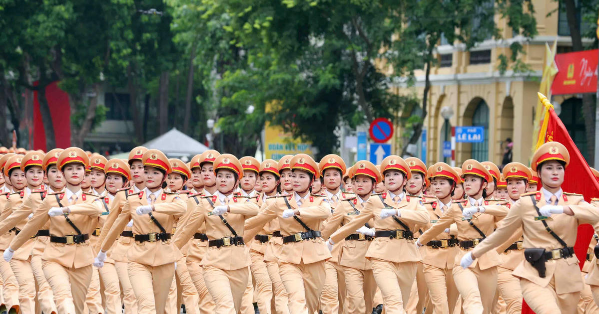 Ấn tượng màn diễu binh, diễu hành của 3.000 cán bộ chiến sĩ Công an Thủ đô