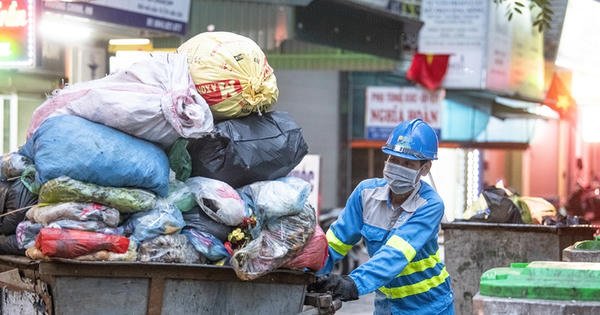 Hà Nội đề xuất tăng giá thu gom rác cao gấp 7 lần