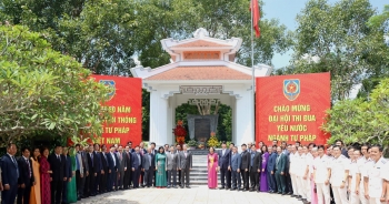 Đoàn đại biểu Bộ Tư pháp về nguồn tại Khu di tích lịch sử Bộ ở Tuyên Quang