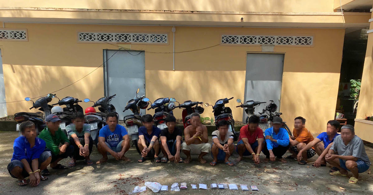 Bắt quả tang 18 đối tượng đá gà qua mạng ăn thua bằng tiền ở tỉnh An Giang
