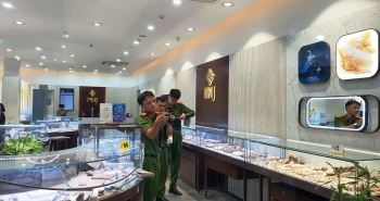 Bắt nghi phạm người nước ngoài dùng búa cướp tiệm vàng ở Đà Nẵng