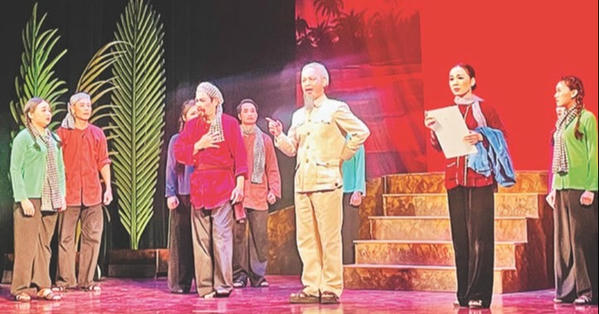 Sân khấu góp phần tôn vinh và lan tỏa hình tượng Chủ tịch Hồ Chí Minh