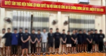 Khởi tố 15 thiếu niên mang hung khí đi truy sát đối thủ