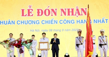 Hải quan Việt Nam đón nhận Huân chương Chiến công hạng Nhất