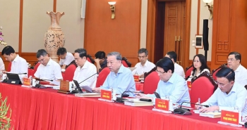 Bộ Chính trị làm việc với Ban Thường vụ Đảng ủy Chính phủ