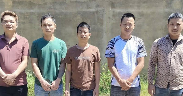 Nhóm trộm táo tợn, trộm cả xe đầu kéo