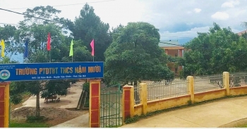 Công an vào cuộc điều tra nguyên nhân vụ sập cột trụ cổng trường học khiến hai anh em ruột tử vong