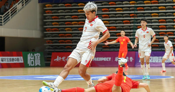 Đội tuyển futsal Việt Nam thắng futsal Trung Quốc 7-2
