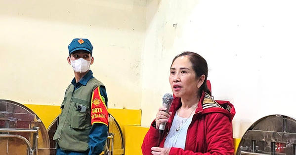 Tạm đình chỉ Hiệu trưởng Trường tiểu học Trưng Vương vì bị tố để thực phẩm bẩn vào bếp ăn bán trú