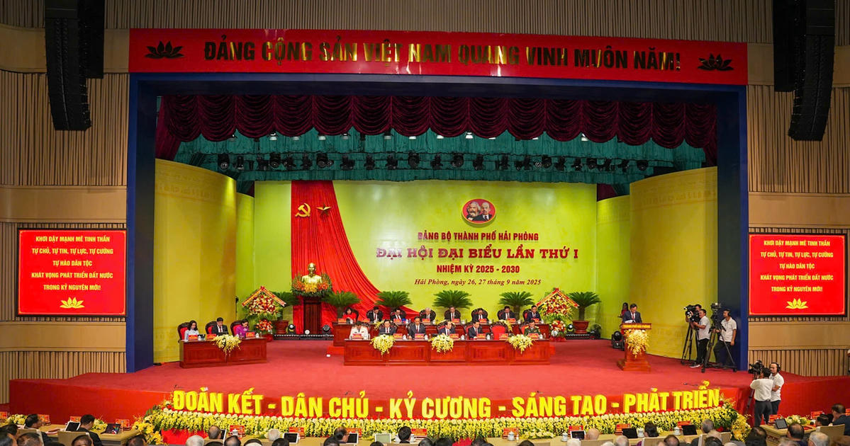 Thủ tướng dự và chỉ đạo tại Đại hội đại biểu Đảng bộ thành phố Hải Phòng nhiệm kỳ 2025-2030