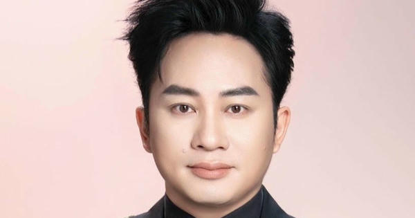 Ca sĩ Tùng Dương và bạn ủng hộ 1 tỷ đồng cho 5 tỉnh bị ảnh hưởng bão số 10