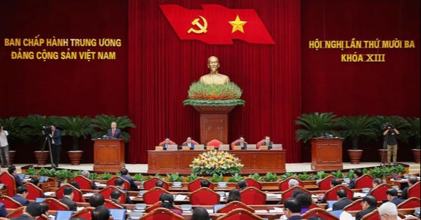 Thông cáo báo chí ngày làm việc thứ nhất Hội nghị Trung ương 13, khóa XIII