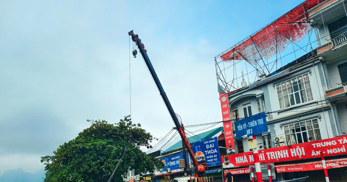 “Lái đò Chùa Hương” cùng nhiều xuồng máy lên đường cứu trợ vùng lũ Thái Nguyên