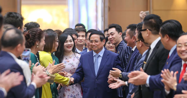 Doanh nhân phải vươn lên cùng đất nước, phát triển nhanh và bền vững