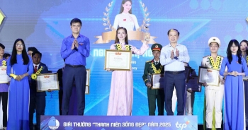 Trưởng bản cứu dân làng thoát lũ và Hòa Minzy là Thanh niên sống đẹp 2025
