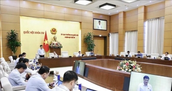 Ủy ban Thường vụ Quốc hội thông qua Nghị quyết điều chỉnh mức giảm trừ gia cảnh