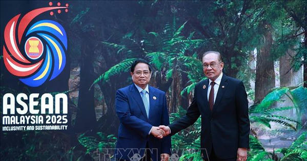 Thủ tướng Phạm Minh Chính bắt đầu các hoạt động tại Hội nghị Cấp cao ASEAN 47