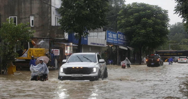 Miền Trung tập trung ứng phó, khắc phục hậu quả mưa lũ, sạt lở
