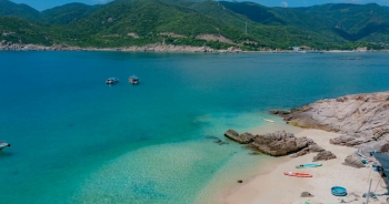 Du lịch biển mở lối thoát nghèo cho ngư dân