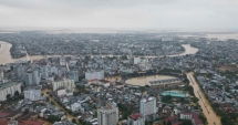 Huế ứng phó trận lũ lịch sử