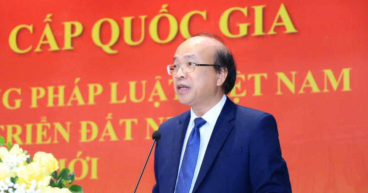 Nêu bật các định hướng lớn nhằm hoàn thiện cấu trúc hệ thống pháp luật Việt Nam