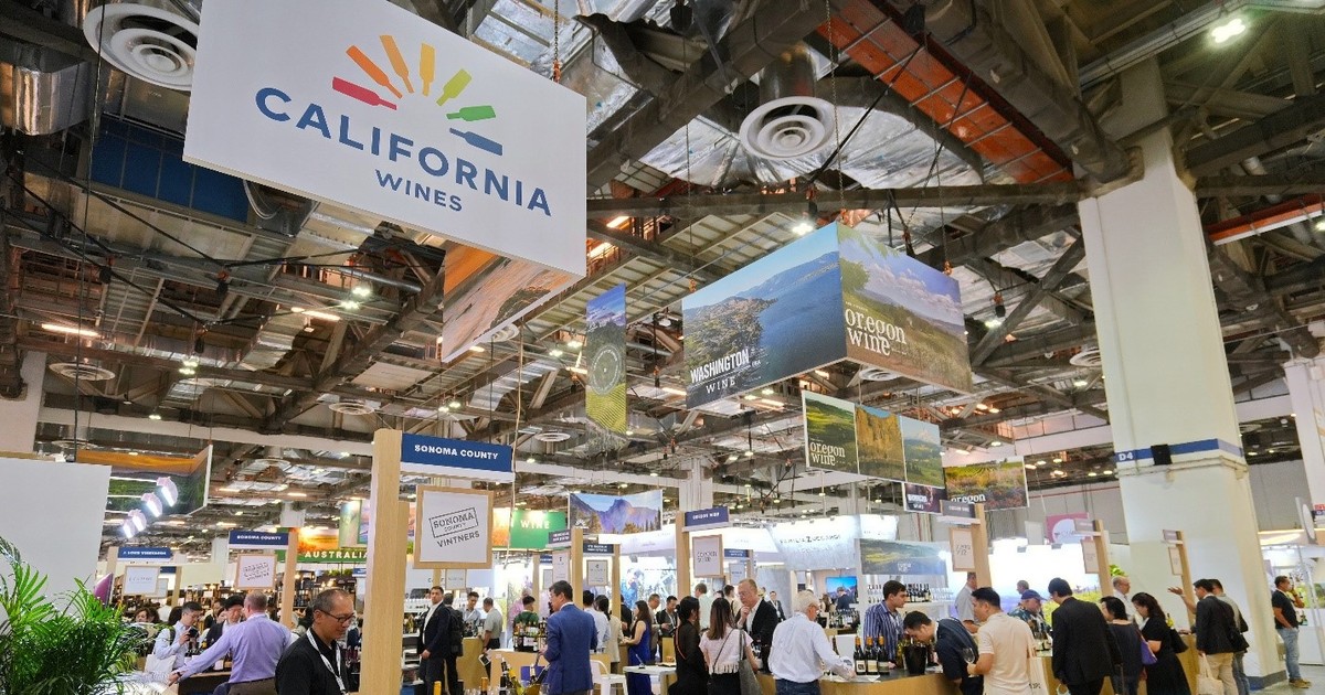 CCIFV hỗ trợ các doanh nghiệp Việt tham gia Triển lãm Quốc tế Vinexpo Asia 2025