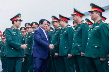 Thủ tướng: Xây dựng chính sách đặc thù, đặc biệt để công nghiệp quốc phòng tiếp tục phát triển đột phá