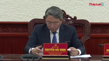 Công bố Quyết định của Đảng ủy Chính phủ chỉ định tham gia Ban Chấp hành, Ban Thường vụ, Bí thư, Phó Bí thư Đảng bộ Bộ Tư pháp