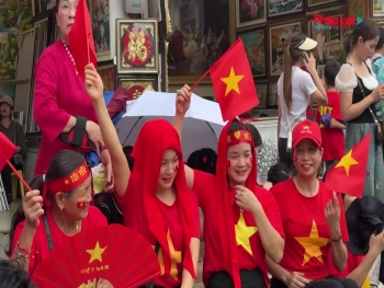 Hàng vạn người đổ về quảng trường Ba Đình chờ xem Tổng hợp luyện diễu binh