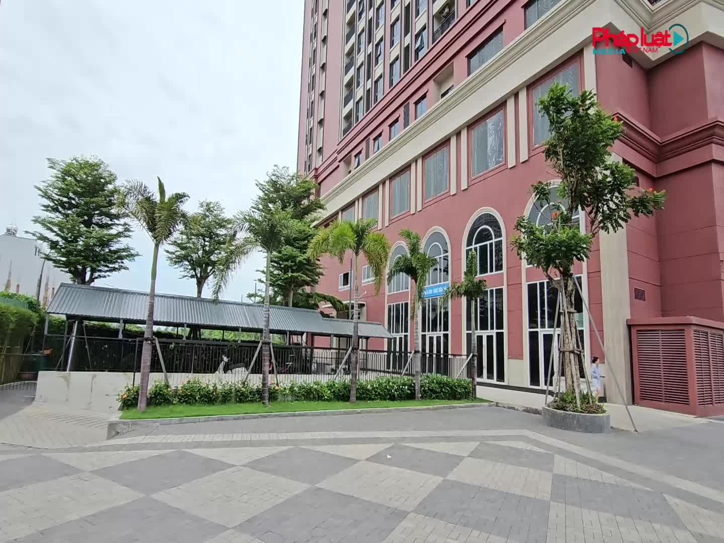 TP Hồ Chí Minh: Từ “thượng đế” biến thành nạn nhân Kỳ 3: Những dấu hiệu nhập nhèm của Dự án Viva Plaza qua góc nhìn pháp lý