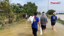 Chung tay hỗ trợ người dân Huế khắc phục hậu quả mưa lũ