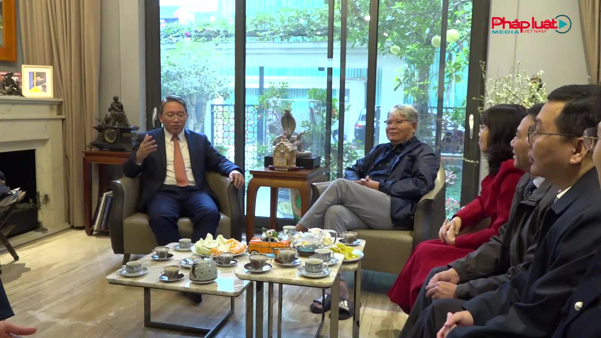 Thăm, chúc Tết gia đình các đồng chí nguyên lãnh đạo Bộ Tư pháp