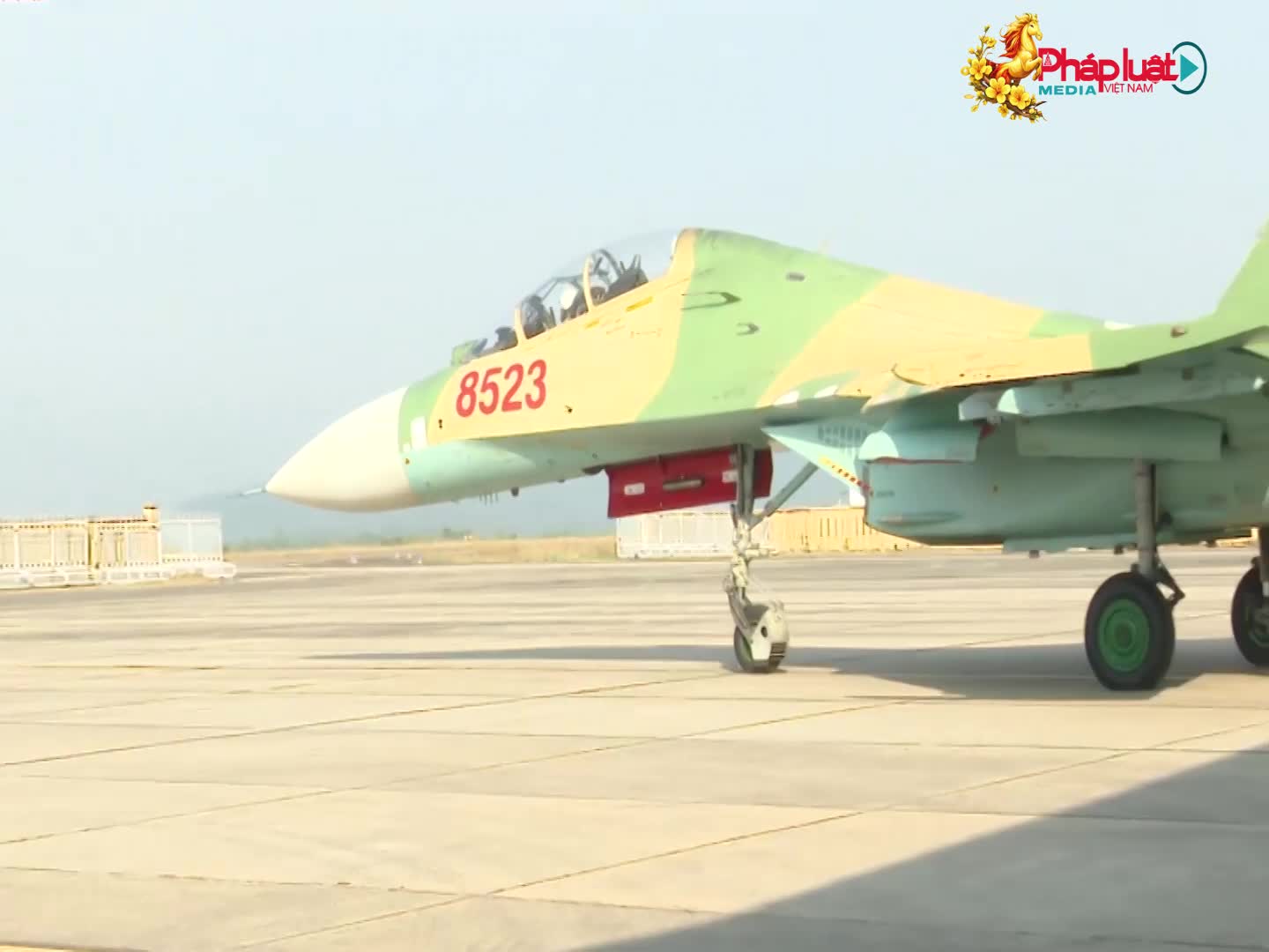 Xuân canh trời, Tết thắm tình quân dân