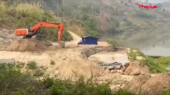 Lai Châu: Nhức nhối tình trạng khai thác cát tại lòng hồ thủy điện Nậm Na 2