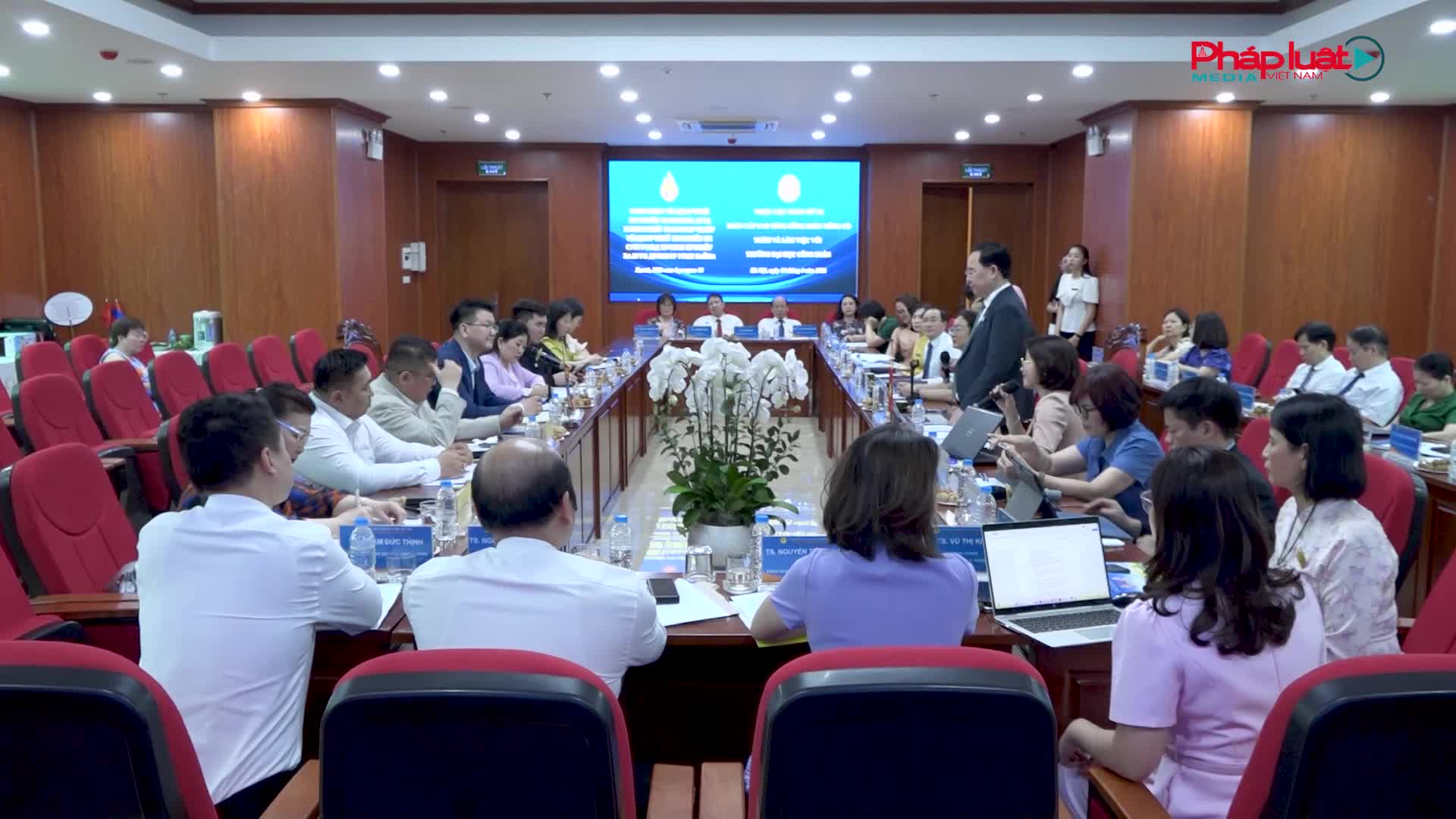 Mở rộng hợp tác quốc tế trong đào tạo và nghiên cứu công đoàn