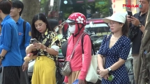 Thí sinh hoàn thành môn Toán, khép lại kỳ thi vào lớp 10 đầy áp lực