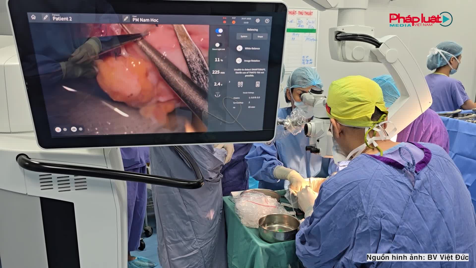 Bệnh viện Việt Đức thực hiện thành công ca ghép dương vật từ người chết não đầu tiên tại Việt Nam